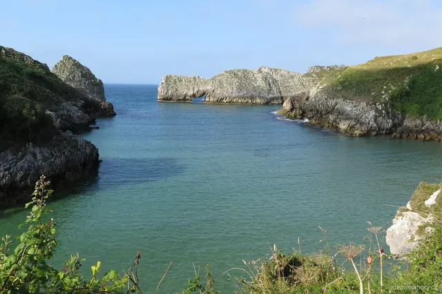 Pláž Ensenada de Berellin